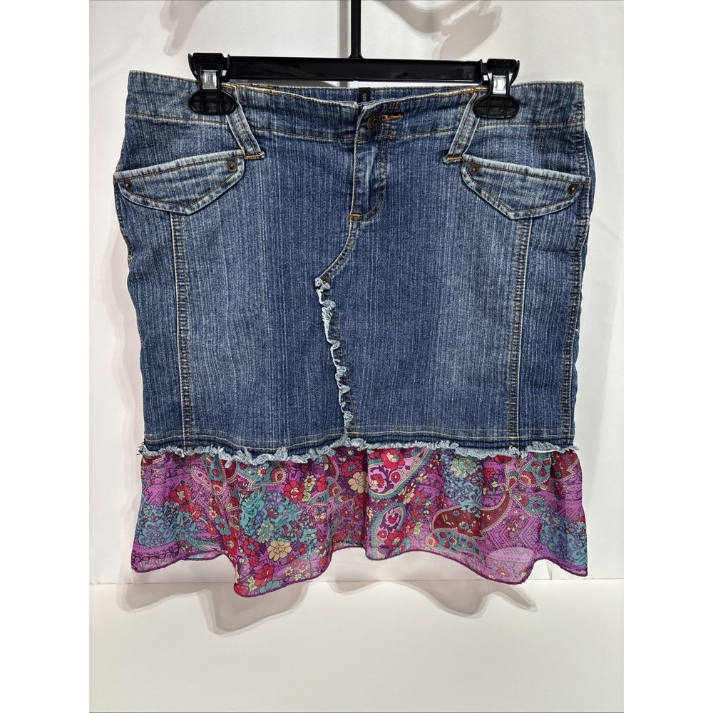 Vintage Y2K BFL Jean Italy Boho Denim‎ Mini Skirt Size 29 Paisley Hem
